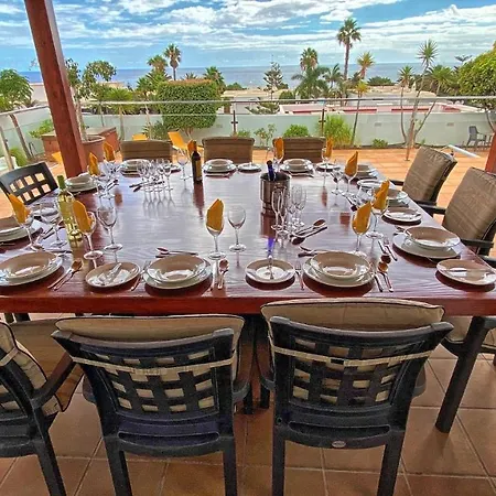 Tiempo Villa